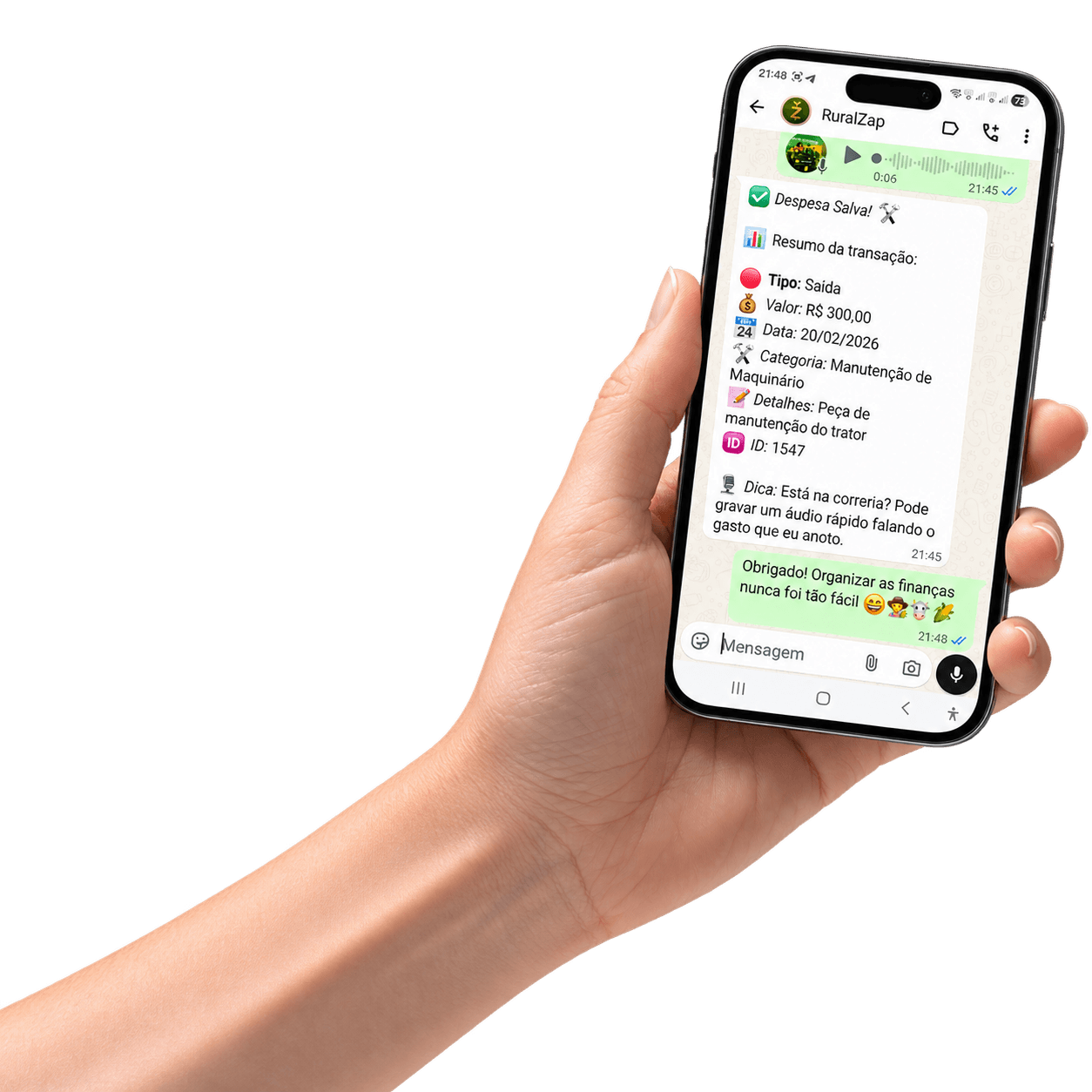 Mão segurando um celular com uma conversa do RuralZap: um áudio vira uma despesa de R$ 300 com manutenção do trator.